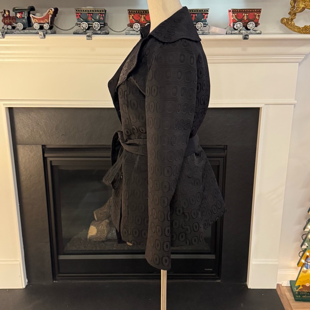 ✨ Elena Solano Black Textured Belted Jacket | Small ✨ - Picture 4 of 10